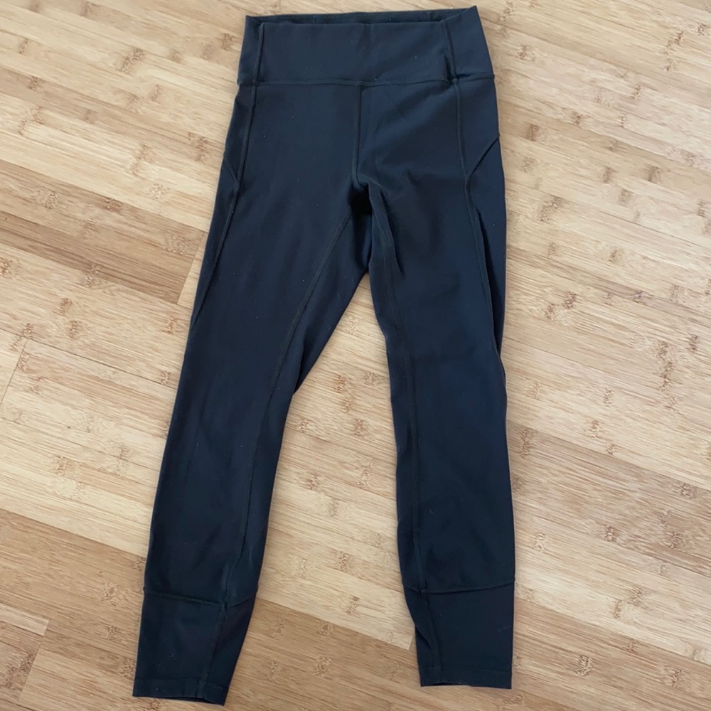 Lululemon army green leggings size 6